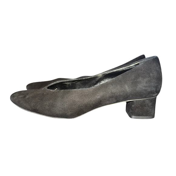 Everlane The V Heel Women's Size 9 Black Suede Almond Toe Slip On Shoe Pump - Picture 1 of 8